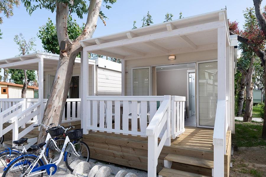 Camping & Village Eucaliptus Alba Adriatica Extérieur photo