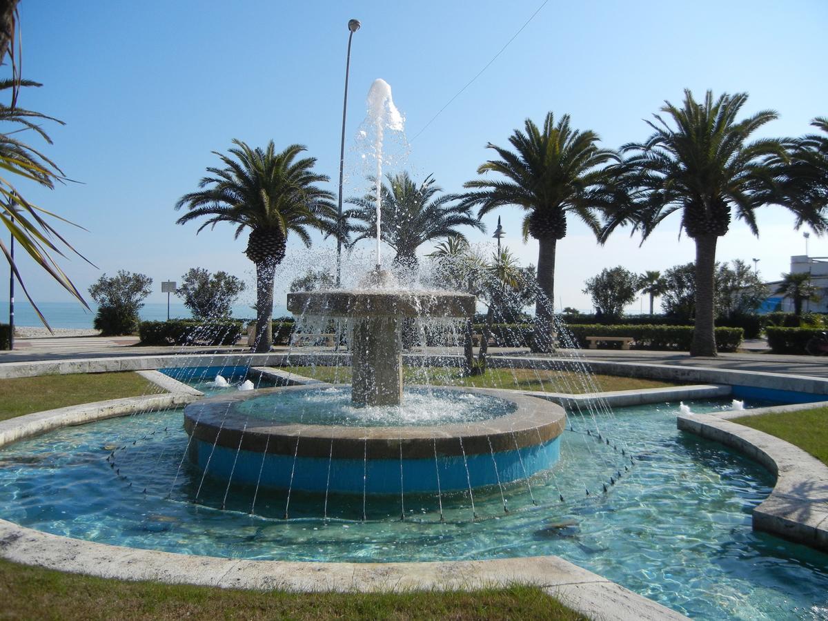 Camping & Village Eucaliptus Alba Adriatica Extérieur photo